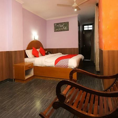 Oyo 8367 Hotel The Woodz Pālampur Exterior photo